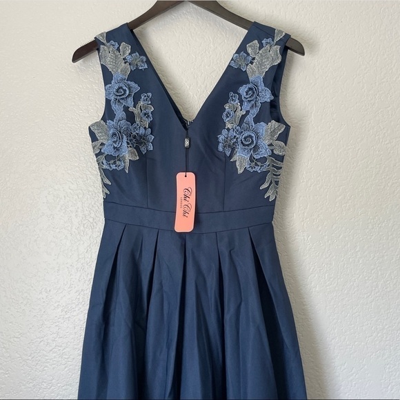 Nwt CHI CHI LONDON Appliqué Fit Flare Party Dress Navy 4 - Picture 6 of 14